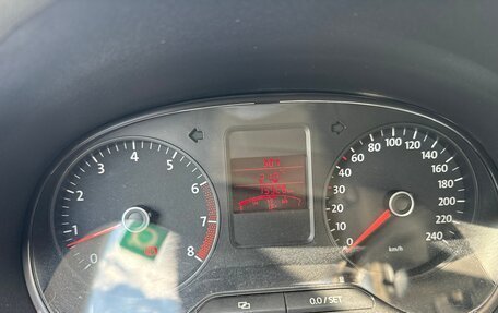 Volkswagen Polo VI (EU Market), 2012 год, 550 000 рублей, 11 фотография