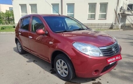 Renault Sandero I, 2010 год, 380 000 рублей, 3 фотография