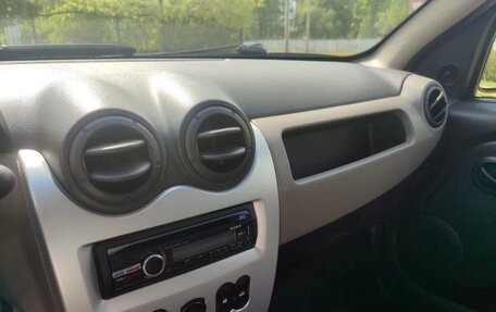 Renault Sandero I, 2010 год, 380 000 рублей, 12 фотография
