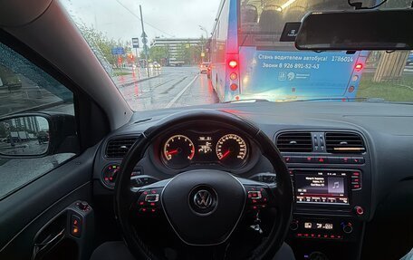 Volkswagen Polo VI (EU Market), 2016 год, 990 000 рублей, 14 фотография