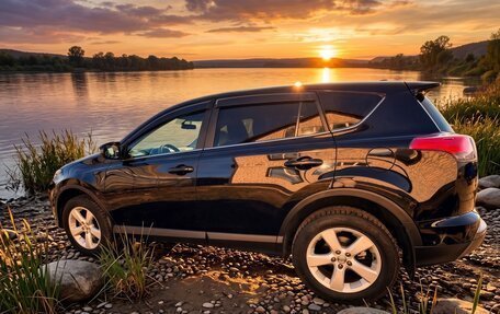 Toyota RAV4, 2017 год, 2 450 000 рублей, 2 фотография