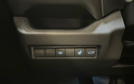 Toyota RAV4, 2019 год, 3 290 000 рублей, 11 фотография