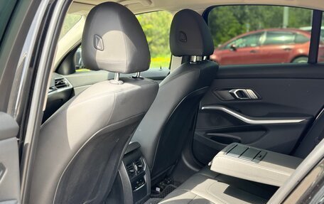 BMW 3 серия, 2020 год, 2 580 000 рублей, 18 фотография