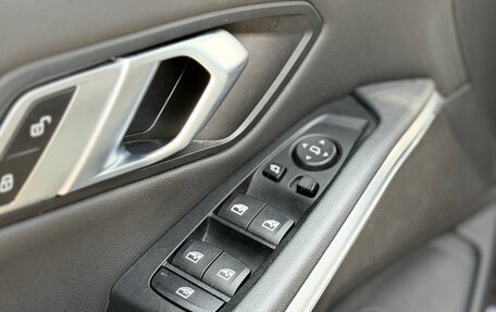 BMW 3 серия, 2020 год, 2 580 000 рублей, 13 фотография