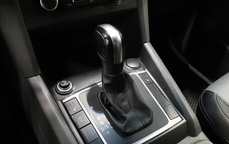Volkswagen Amarok I рестайлинг, 2015 год, 1 930 000 рублей, 12 фотография