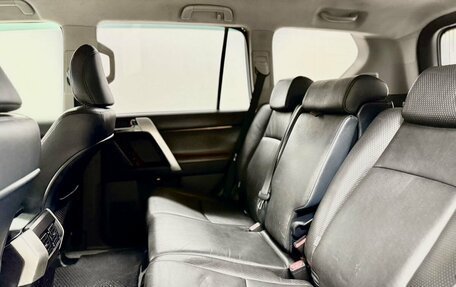 Toyota Land Cruiser Prado 150 рестайлинг 2, 2013 год, 2 599 000 рублей, 14 фотография