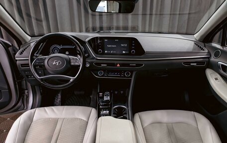 Hyundai Sonata VIII, 2019 год, 1 995 000 рублей, 16 фотография