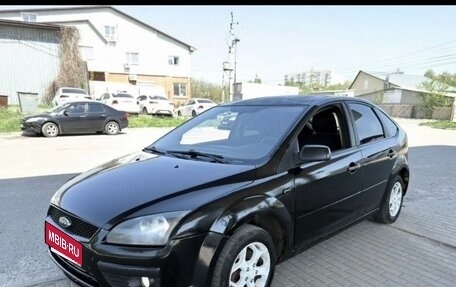 Ford Focus II рестайлинг, 2005 год, 250 000 рублей, 1 фотография