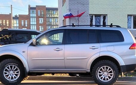 Mitsubishi Pajero Sport II рестайлинг, 2013 год, 1 600 000 рублей, 2 фотография