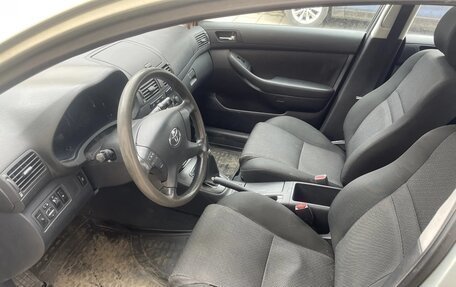 Toyota Avensis III рестайлинг, 2008 год, 825 000 рублей, 6 фотография