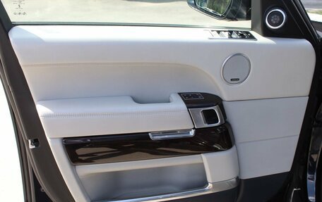 Land Rover Range Rover IV рестайлинг, 2015 год, 5 150 000 рублей, 10 фотография