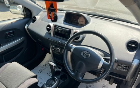 Toyota Ist II, 2003 год, 579 000 рублей, 11 фотография