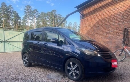 Honda Freed I, 2010 год, 900 000 рублей, 1 фотография