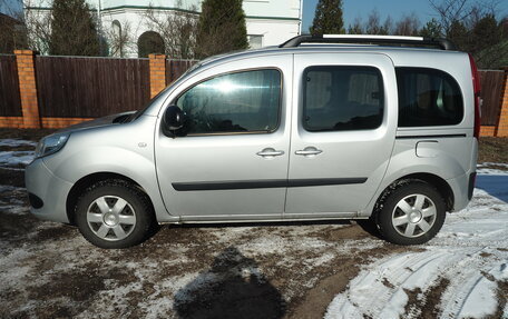 Renault Kangoo II рестайлинг, 2014 год, 850 000 рублей, 12 фотография