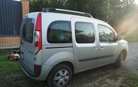 Renault Kangoo II рестайлинг, 2014 год, 850 000 рублей, 17 фотография