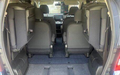 Honda Freed I, 2010 год, 900 000 рублей, 3 фотография