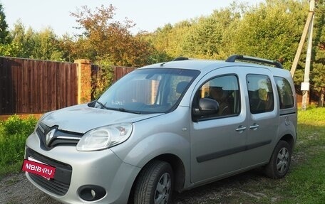 Renault Kangoo II рестайлинг, 2014 год, 850 000 рублей, 30 фотография