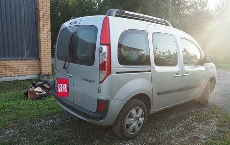 Renault Kangoo II рестайлинг, 2014 год, 850 000 рублей, 32 фотография