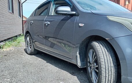 KIA Rio IV, 2018 год, 1 100 000 рублей, 3 фотография