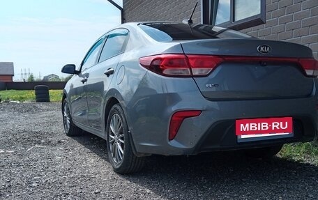 KIA Rio IV, 2018 год, 1 100 000 рублей, 14 фотография