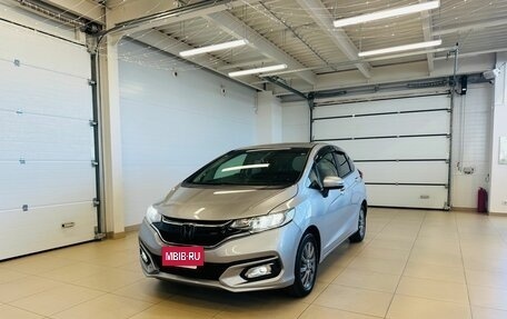Honda Fit III, 2018 год, 1 329 000 рублей, 2 фотография