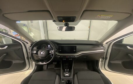 Skoda Octavia IV, 2022 год, 2 499 000 рублей, 9 фотография
