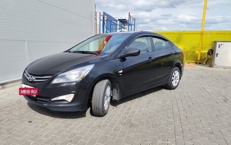 Hyundai Solaris II рестайлинг, 2016 год, 988 000 рублей, 4 фотография