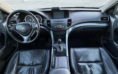 Honda Accord VIII рестайлинг, 2011 год, 1 000 000 рублей, 15 фотография