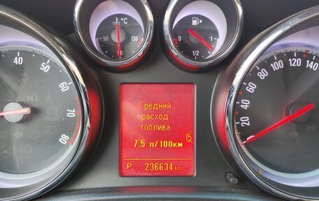 Opel Astra J, 2011 год, 525 000 рублей, 14 фотография