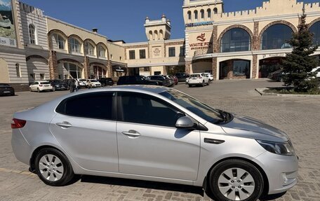 KIA Rio III рестайлинг, 2014 год, 1 020 000 рублей, 2 фотография