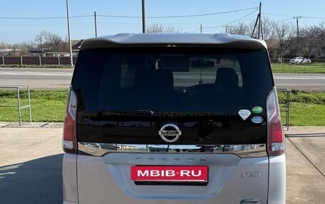 Nissan Serena IV, 2016 год, 1 650 000 рублей, 10 фотография