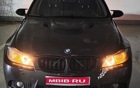 BMW 3 серия, 2005 год, 1 550 000 рублей, 1 фотография
