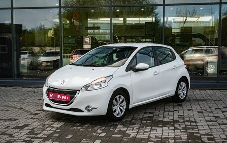 Peugeot 208 II, 2014 год, 672 300 рублей, 1 фотография