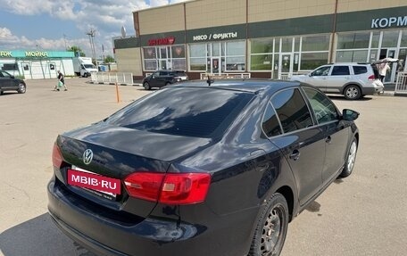 Volkswagen Jetta VI, 2011 год, 750 000 рублей, 4 фотография