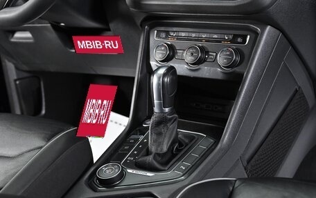 Volkswagen Tiguan II, 2017 год, 2 099 000 рублей, 9 фотография