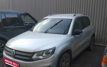 Volkswagen Tiguan I, 2013 год, 1 300 000 рублей, 2 фотография