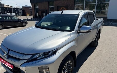 Mitsubishi L200 IV рестайлинг, 2019 год, 2 770 000 рублей, 15 фотография