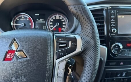 Mitsubishi L200 IV рестайлинг, 2019 год, 2 770 000 рублей, 28 фотография