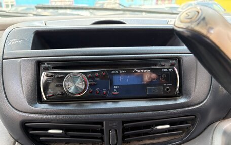 Nissan Tino, 1999 год, 165 000 рублей, 11 фотография