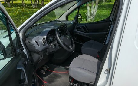 Peugeot Partner II рестайлинг 2, 2016 год, 1 380 000 рублей, 15 фотография