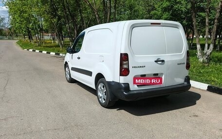 Peugeot Partner II рестайлинг 2, 2016 год, 1 380 000 рублей, 6 фотография