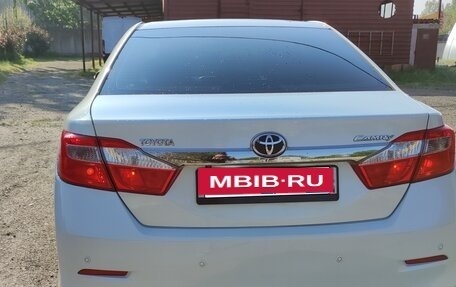 Toyota Camry, 2012 год, 1 800 000 рублей, 4 фотография