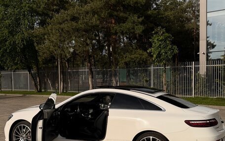Mercedes-Benz E-Класс, 2020 год, 6 900 000 рублей, 4 фотография