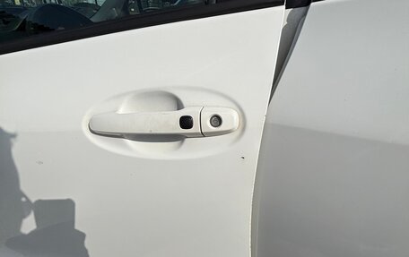 Toyota Yaris III рестайлинг, 2008 год, 520 000 рублей, 14 фотография