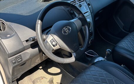 Toyota Yaris III рестайлинг, 2008 год, 520 000 рублей, 19 фотография