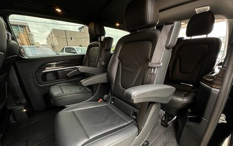 Mercedes-Benz V-Класс, 2016 год, 3 998 000 рублей, 23 фотография