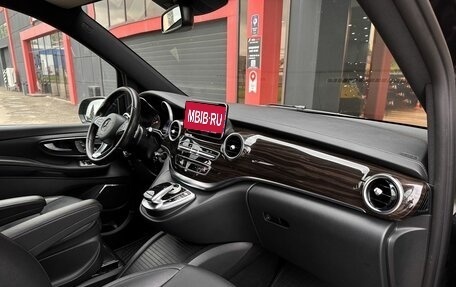 Mercedes-Benz V-Класс, 2016 год, 3 998 000 рублей, 18 фотография