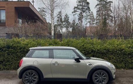 MINI Hatch, 2019 год, 1 870 000 рублей, 3 фотография