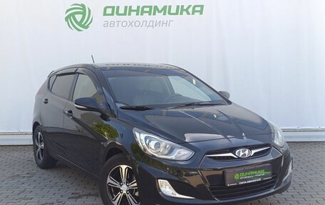Hyundai Solaris II рестайлинг, 2011 год, 850 000 рублей, 3 фотография