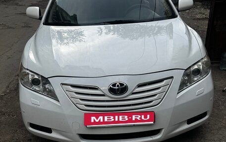 Toyota Camry, 2008 год, 1 050 000 рублей, 2 фотография